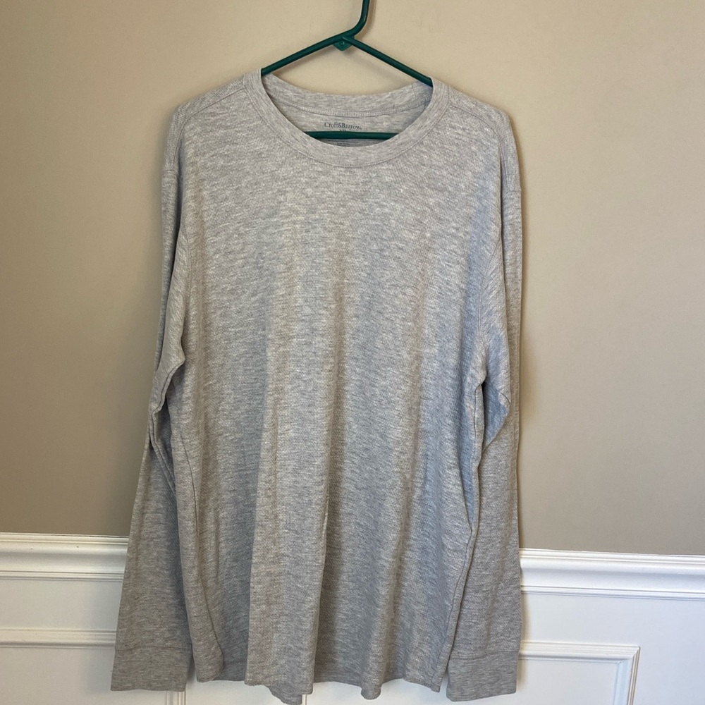 Men’s Croft & Barrow Heather Gray Long Sleeve Henley- XXL‎